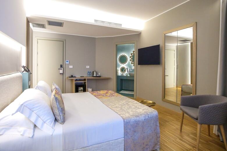 Hotel Vlora Priam, Affiliated By Meli�