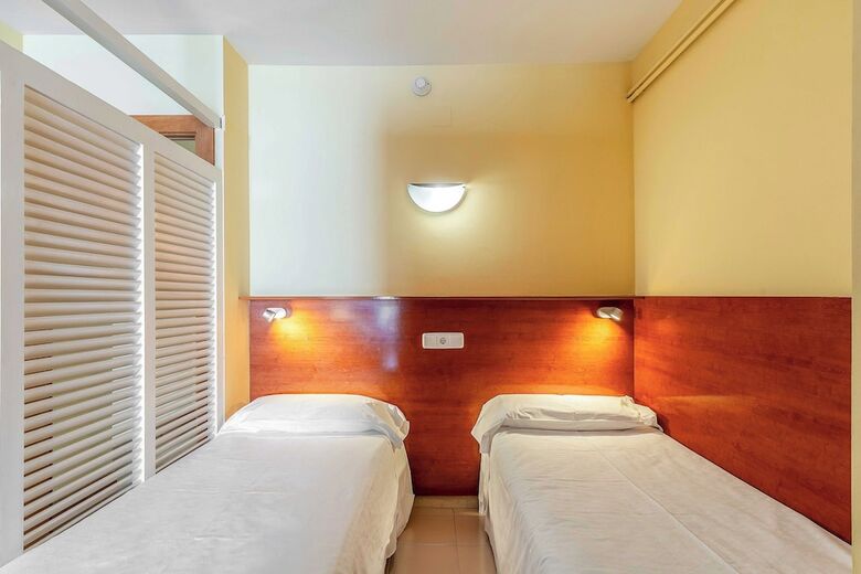 Aparthotel Bertran