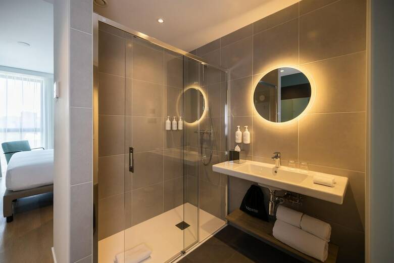 Hotel Spark By Hilton Madrid Alcala