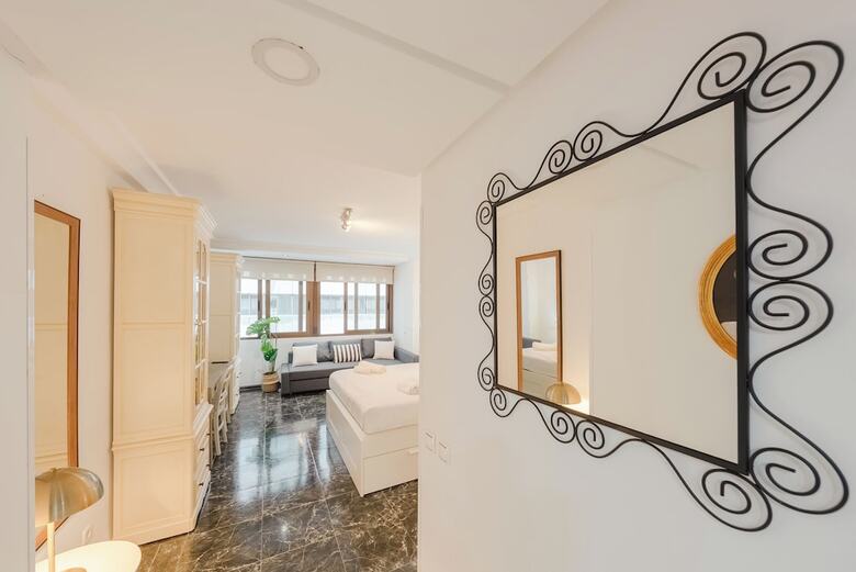 Aparthotel Smartroom Madrid By Arco