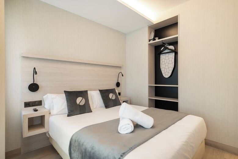 Dobo Madrid Sb20
