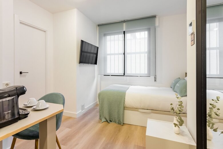Hotel Square Rooms By Charming