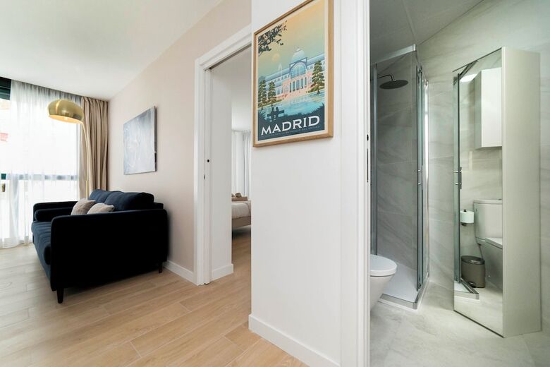 Hostal Aurora Stays By Charming