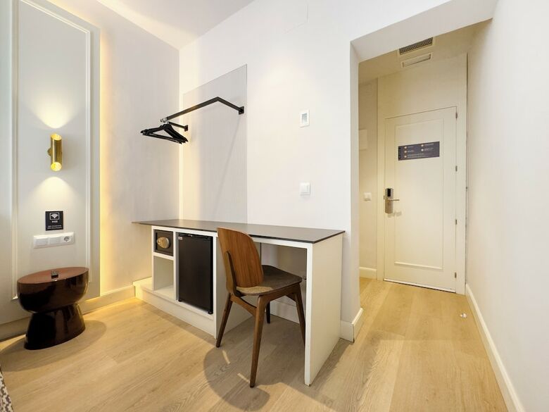 Hostal �pera Stays By Charming