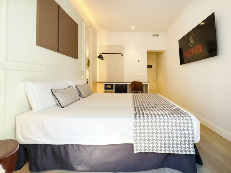 Hostal �pera Stays By Charming