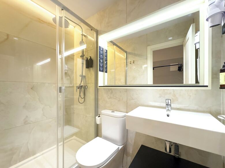Hostal �pera Stays By Charming