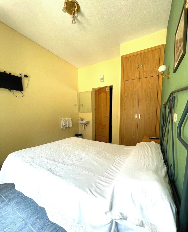 Hostal Fern�ndez Atocha