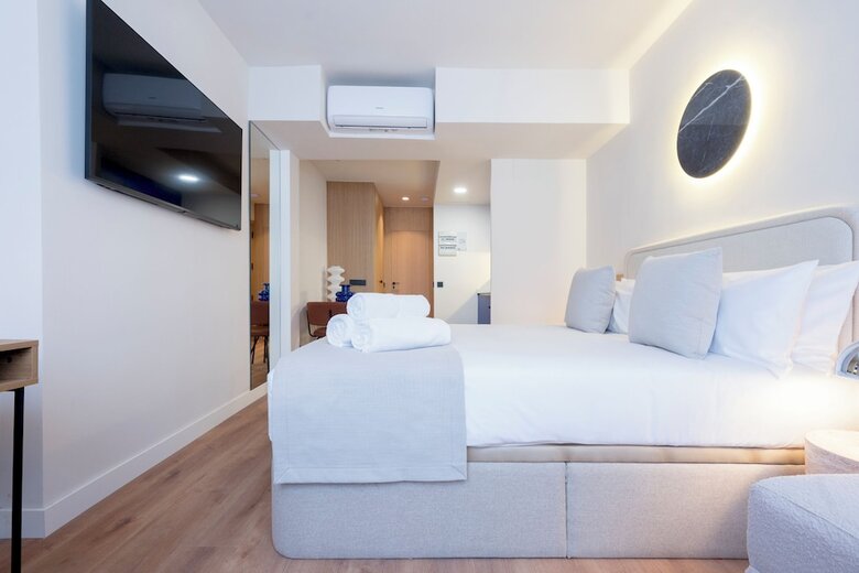 Aparthotel Iconic Suites