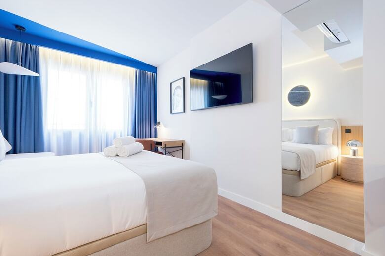 Aparthotel Iconic Suites