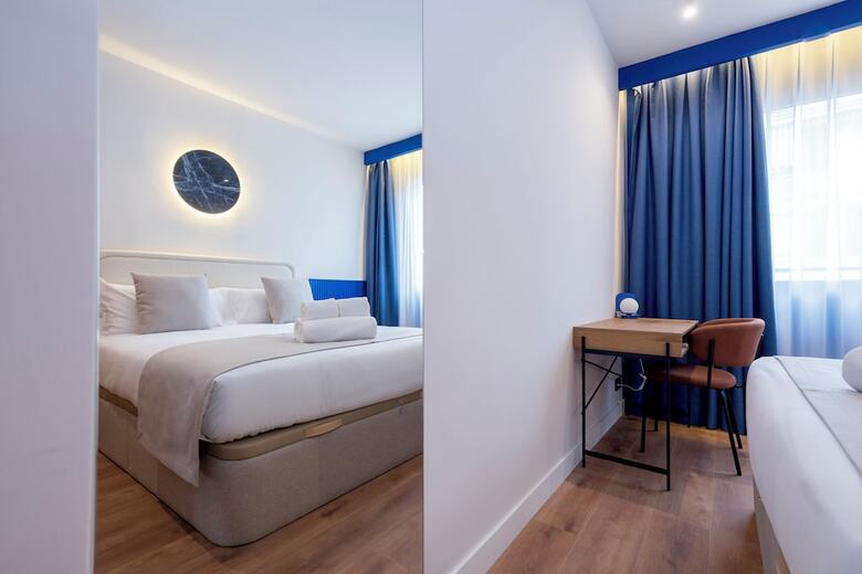 Aparthotel Iconic Suites