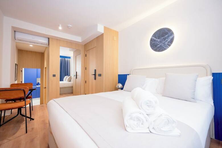 Aparthotel Iconic Suites