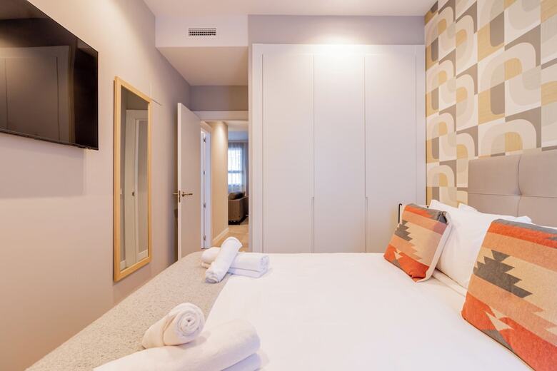 Hotel Home Art Apartments Bernab�u