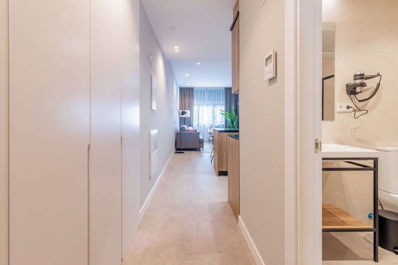 Hotel Home Art Apartments Bernab�u