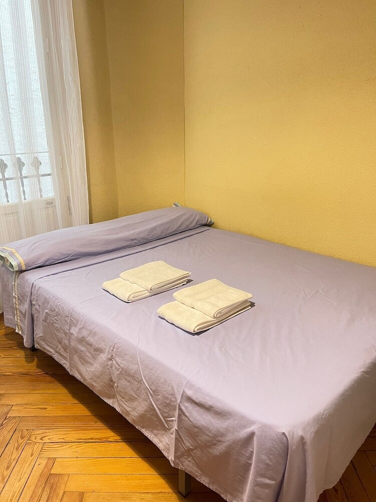 Bed & Breakfast Flor Baja Hostal