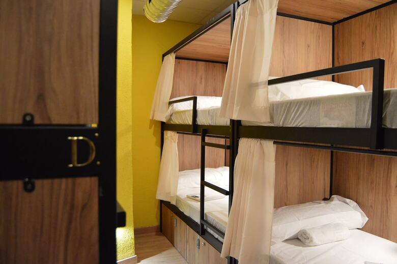 Hostal Debod Hostel
