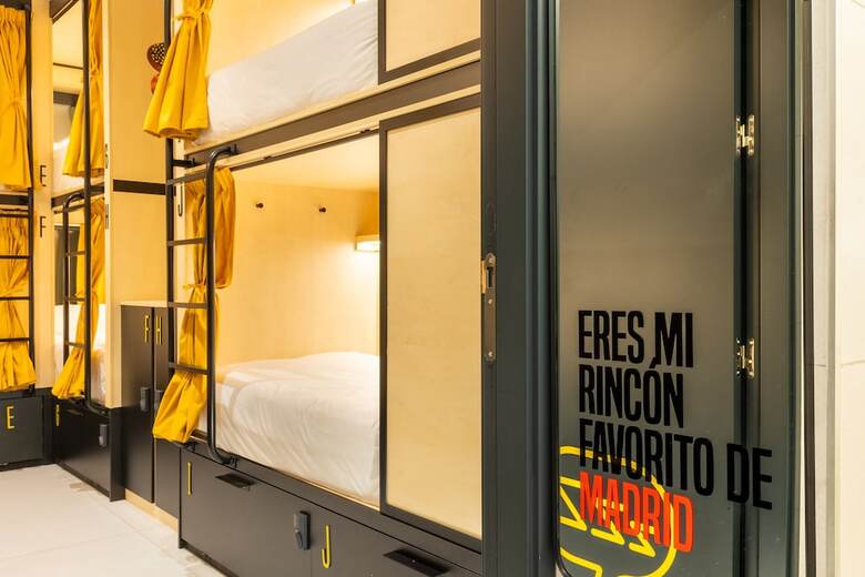 Hostal Petit Hostel Palacio Real