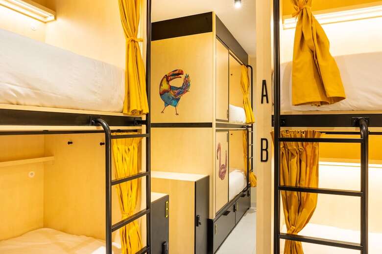 Hostal Petit Hostel Palacio Real