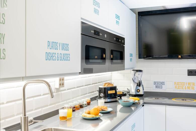 Hostal Petit Hostel Palacio Real