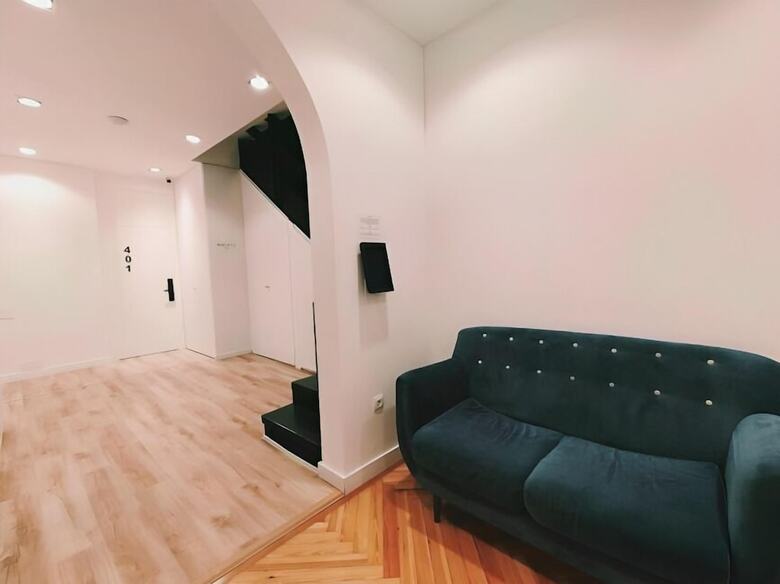 Hostal Manuela By Gaiarooms