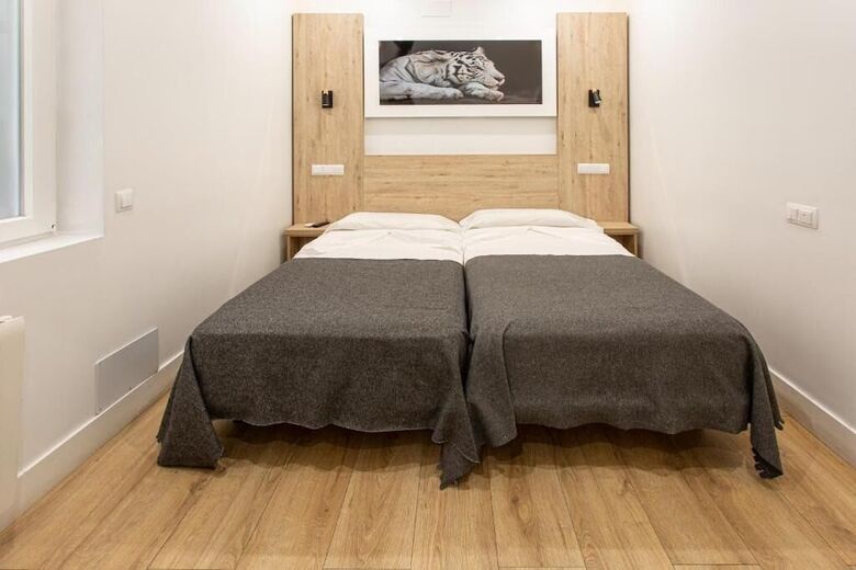 Hostal Manuela By Gaiarooms