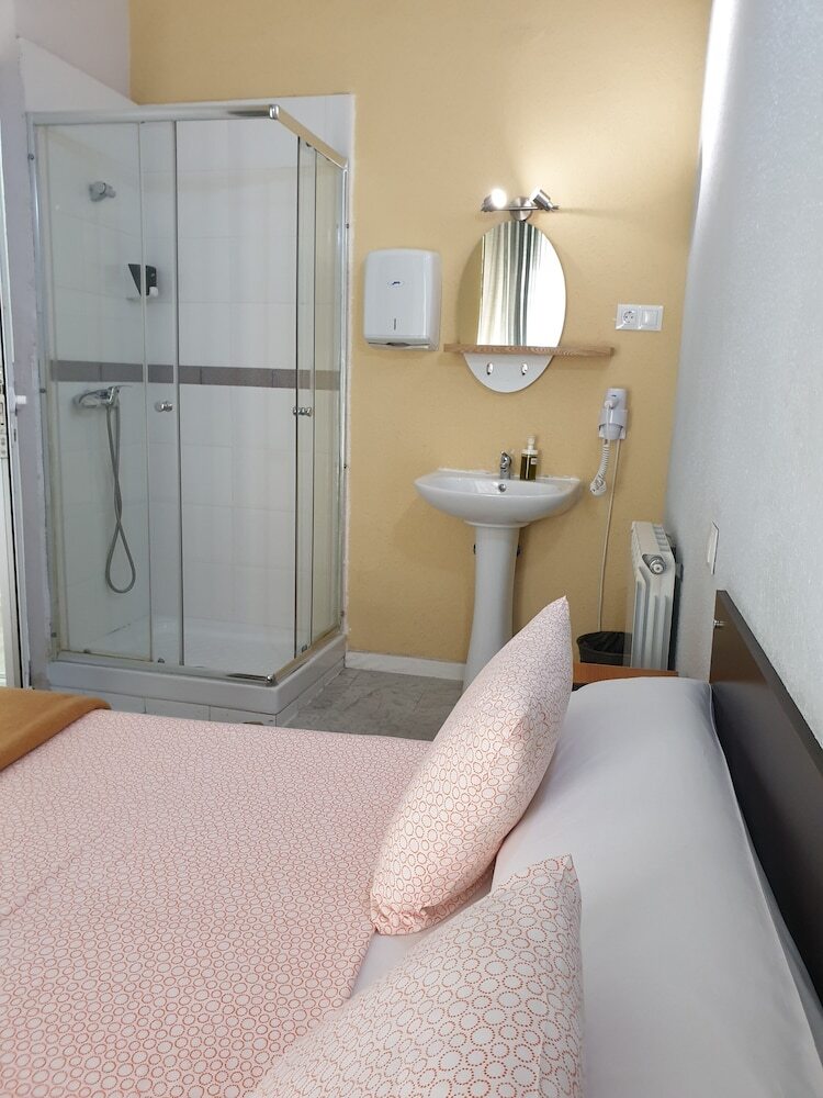 Hostal Plaza Luna