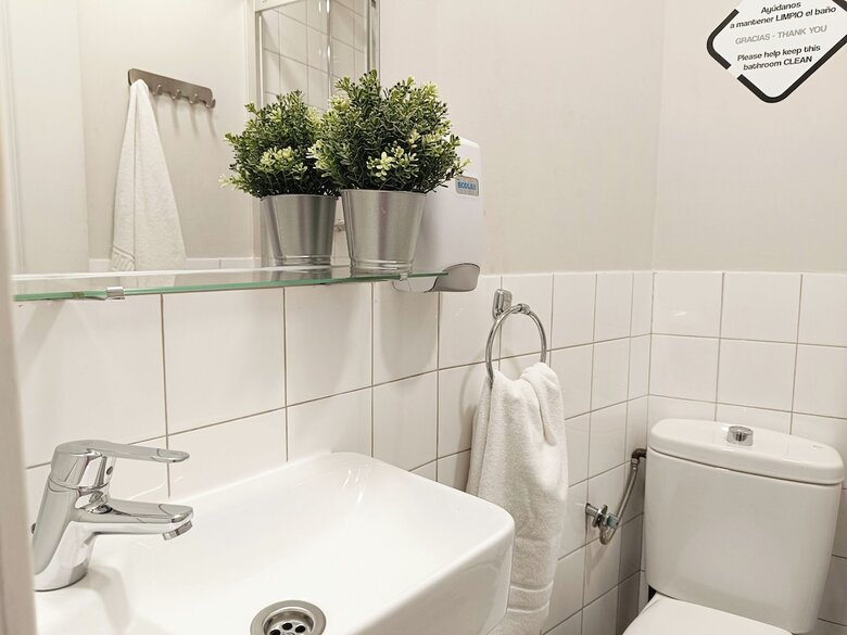 Hostal Way Hostel Madrid