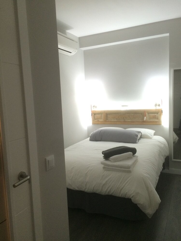 Diezmadrid Hostal