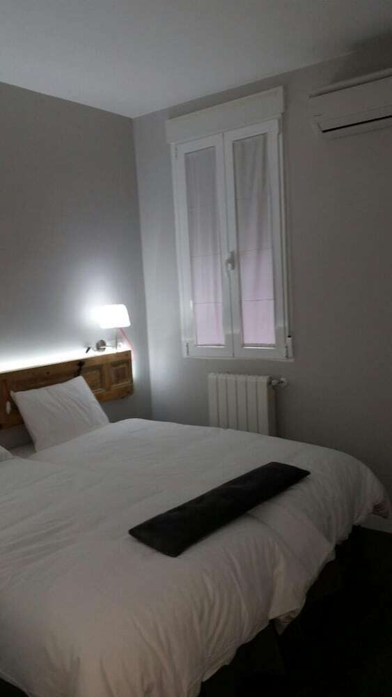 Diezmadrid Hostal