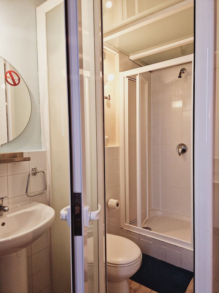 Hostal Dolcevita