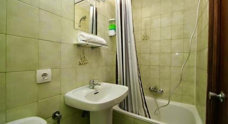 Hostal Helena 2