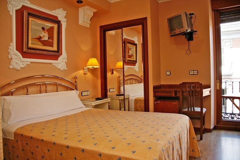 Hostal Victoria III
