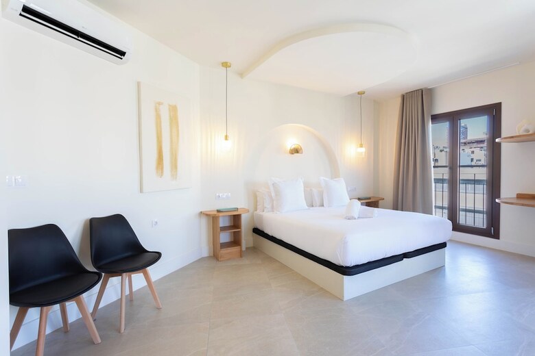 Aparthotel Reina Victoria Mercado