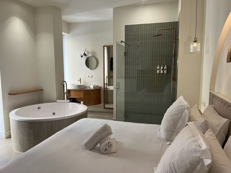 Aparthotel Reina Victoria Mercado
