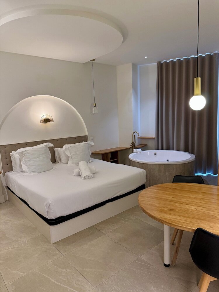 Aparthotel Reina Victoria Mercado