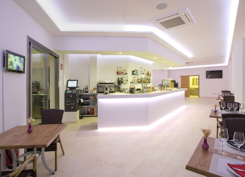 Aparthotel My Way Luxury Ibiza Studios