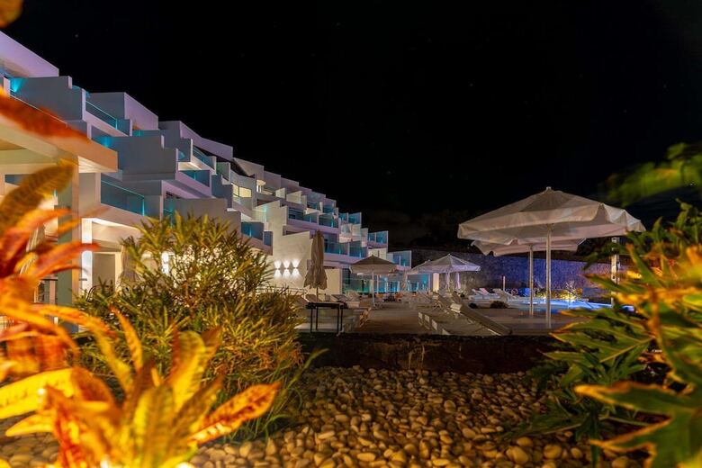 Royal Marina Suites Boutique Hotel