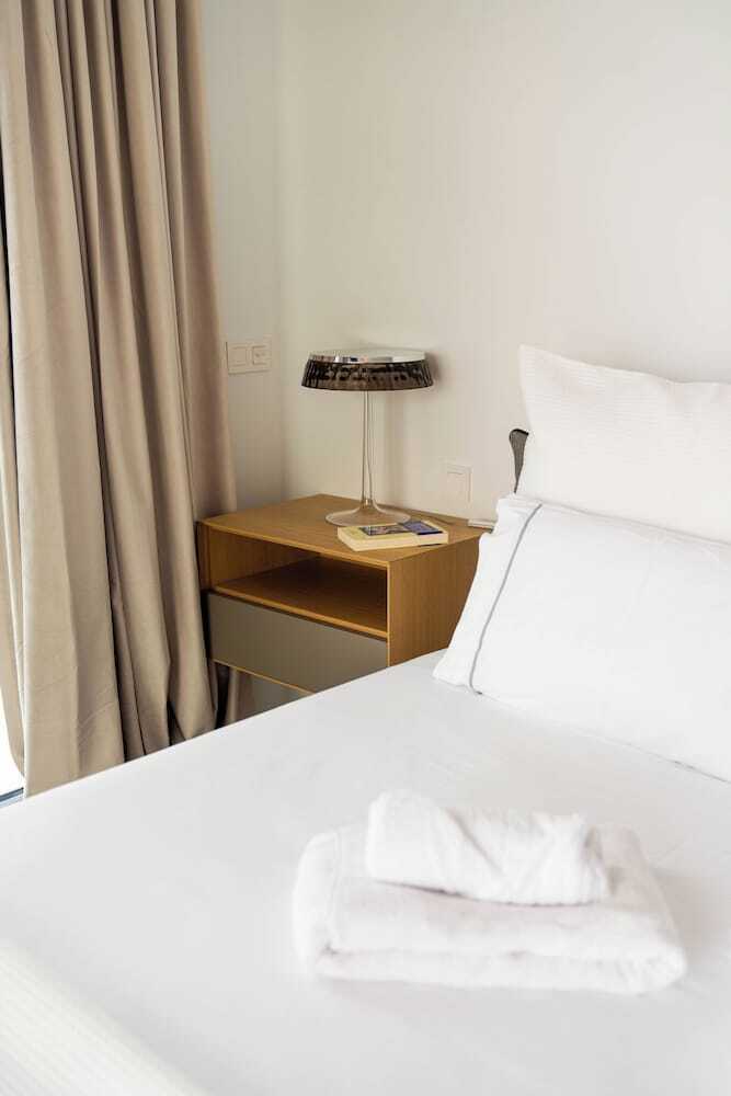 Aparthotel Lucentina Line