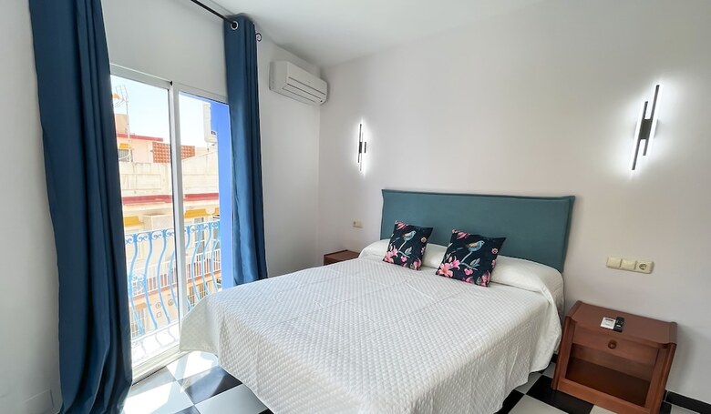 Hotel Micaela Charming Hostal