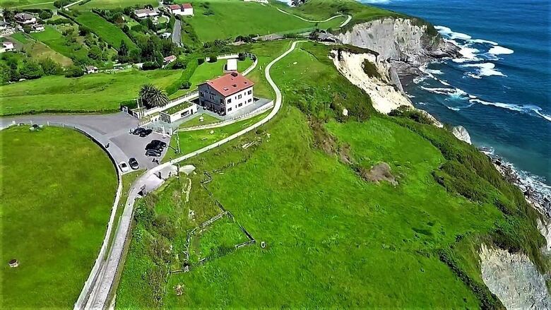 Hotel La Colina