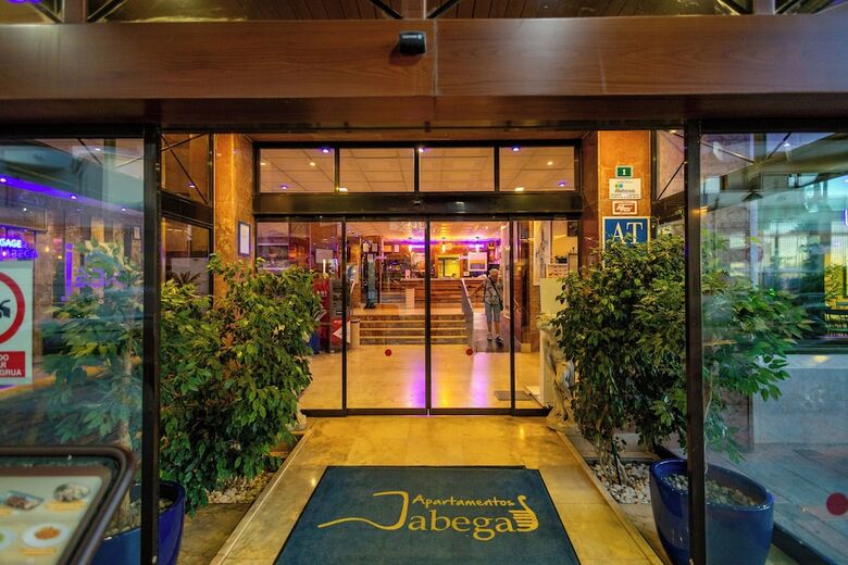 Aparthotel Apartamentos Jabega