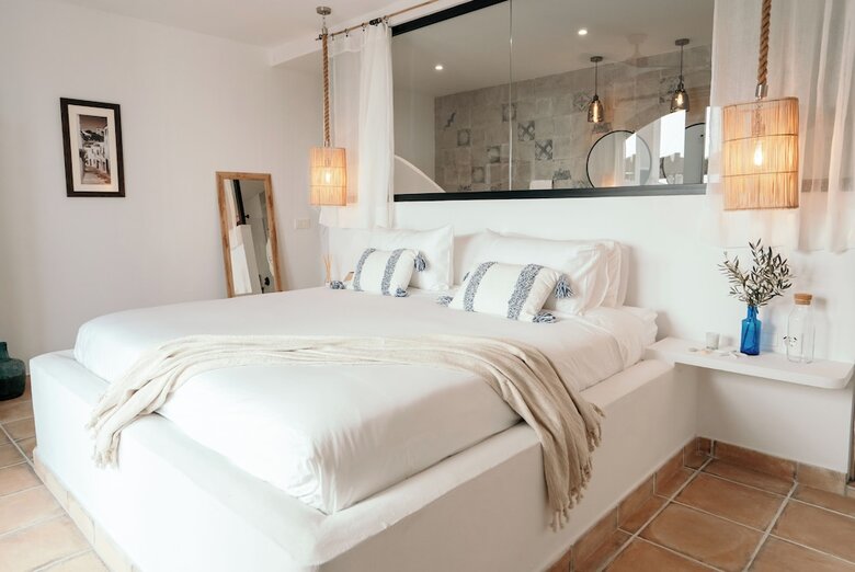 Bed & Breakfast Hearts & Home