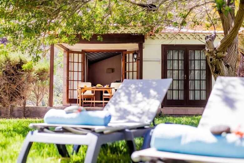 Hotel Bah�a De �valos