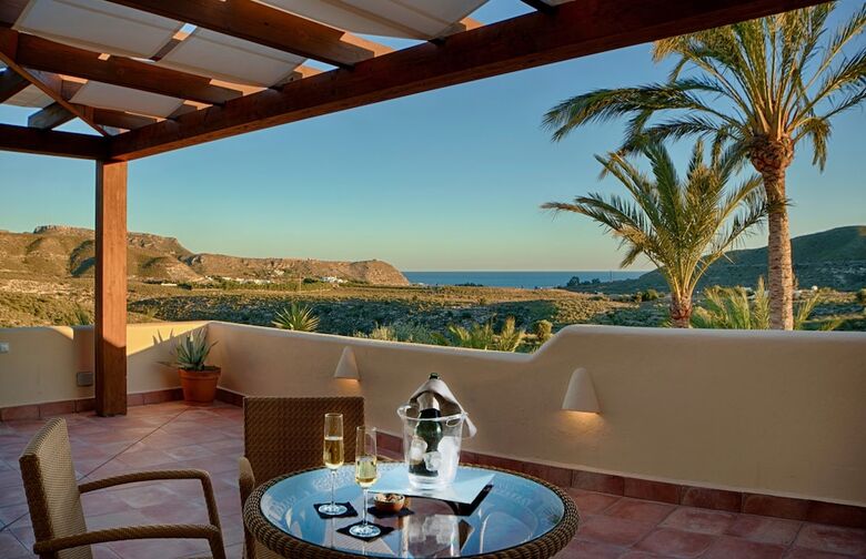 Hostal Real Agua Amarga La Joya - Adults Only