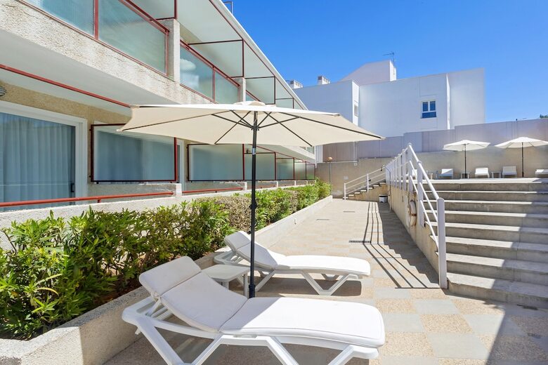 Hostal Molins Park