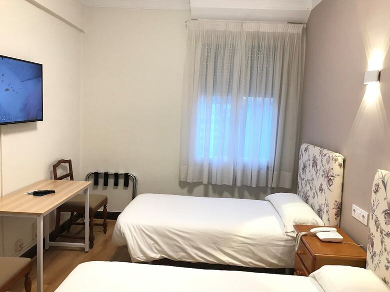Hotel Hostal La Mexicana