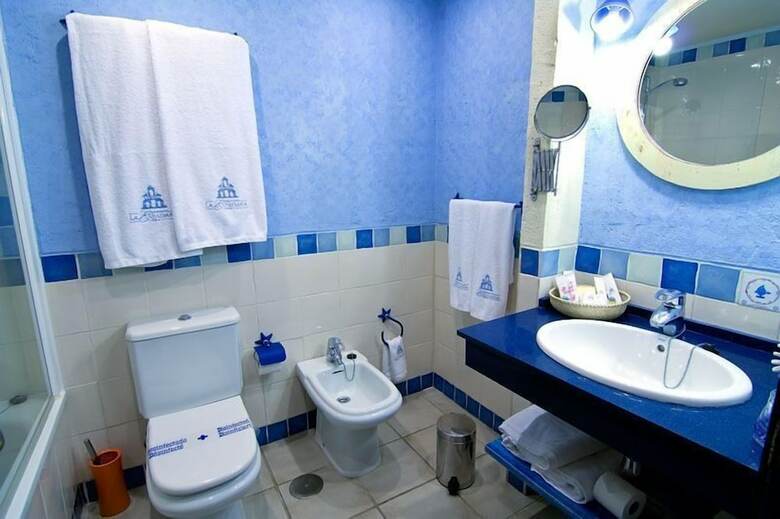 Aparthotel La Espada�a