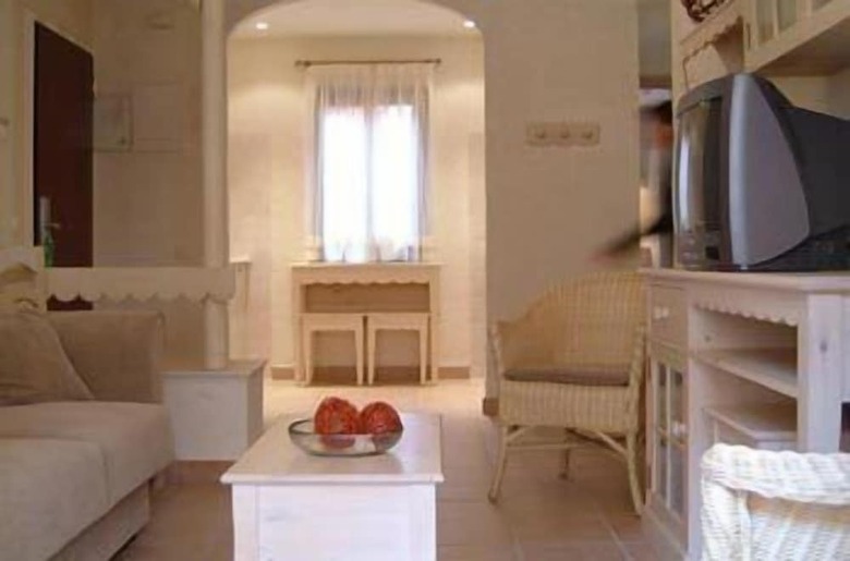 Aparthotel La Espada�a