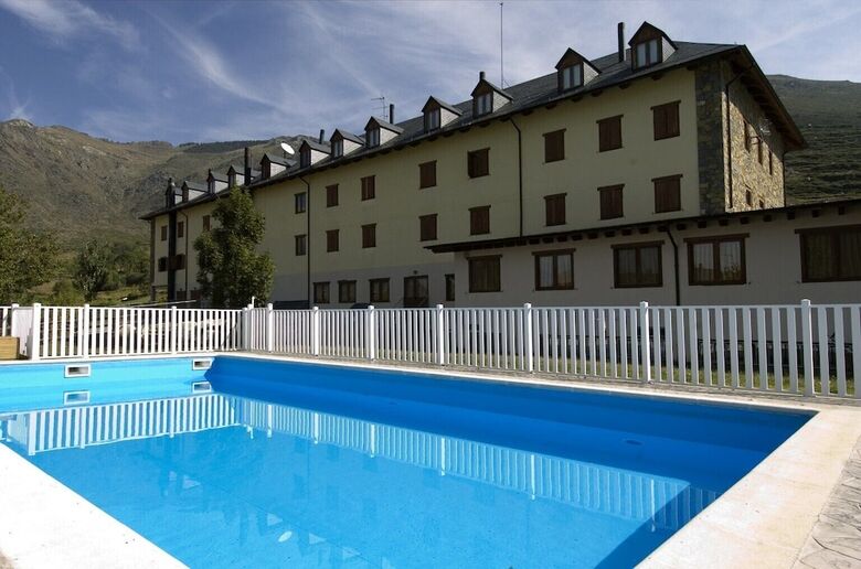 Hotel Ta�ll