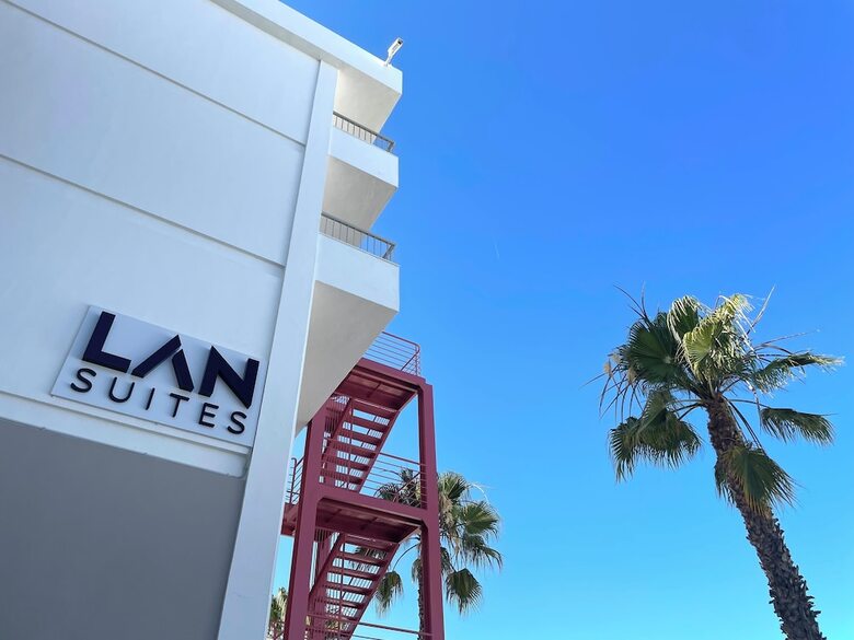 Aparthotel Lan Suites