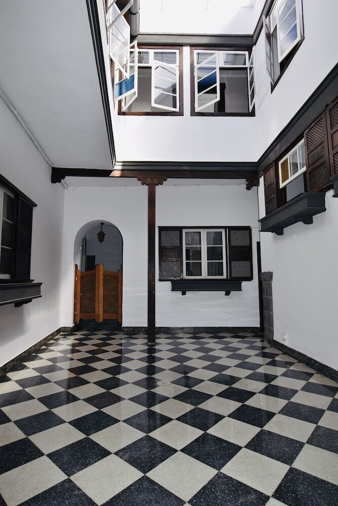 Aparthotel Gato Azul Coliving